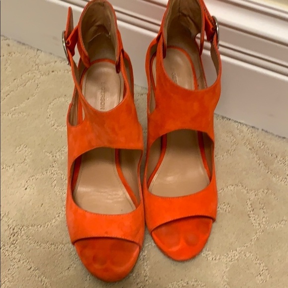 Sigerson Morrison Red Women's Suede Shoes Sz 9 - Picture 3 of 6